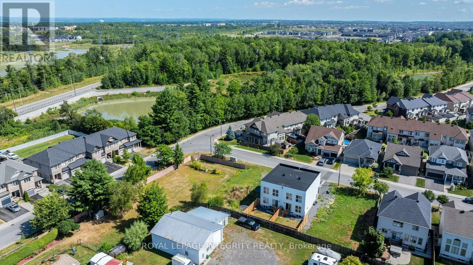 877B CONTOUR STREET