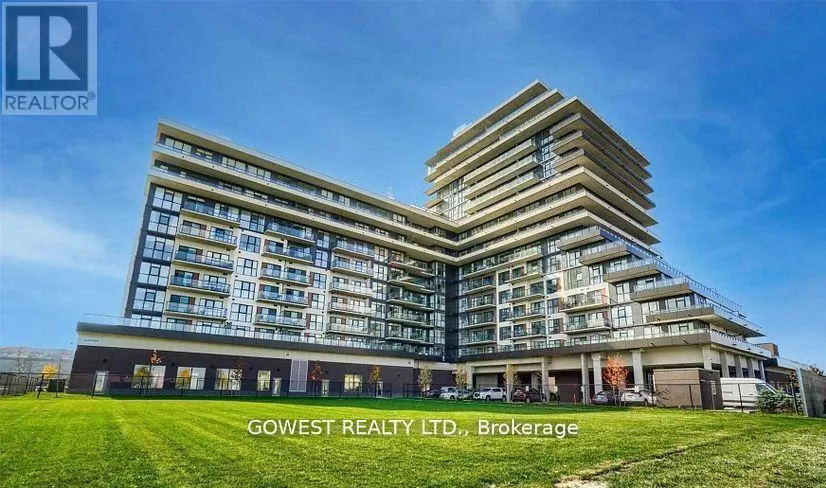 705 - 550 NORTH SERVICE ROAD