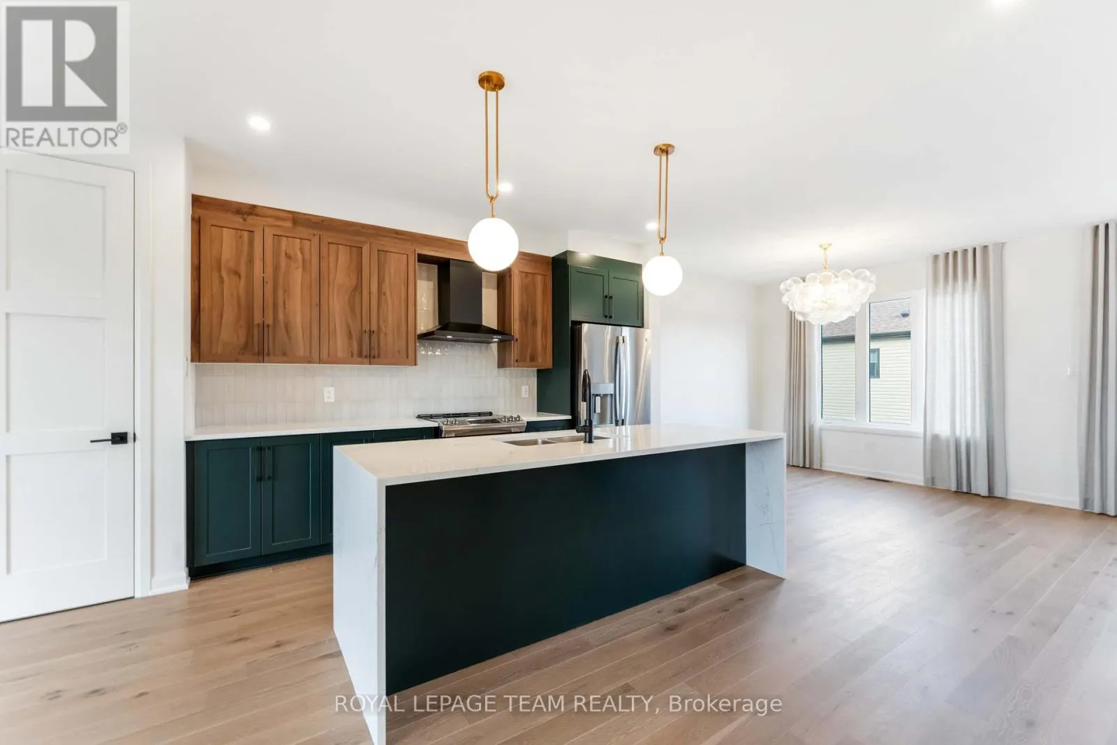 865 CAPPAMORE DRIVE