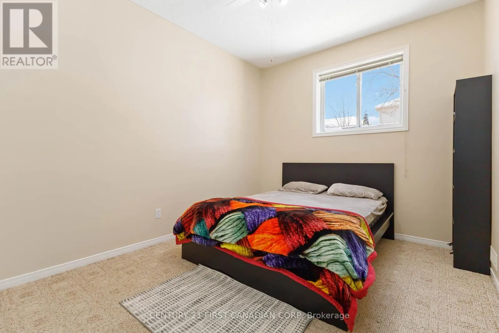 256 WHITE SANDS DRIVE