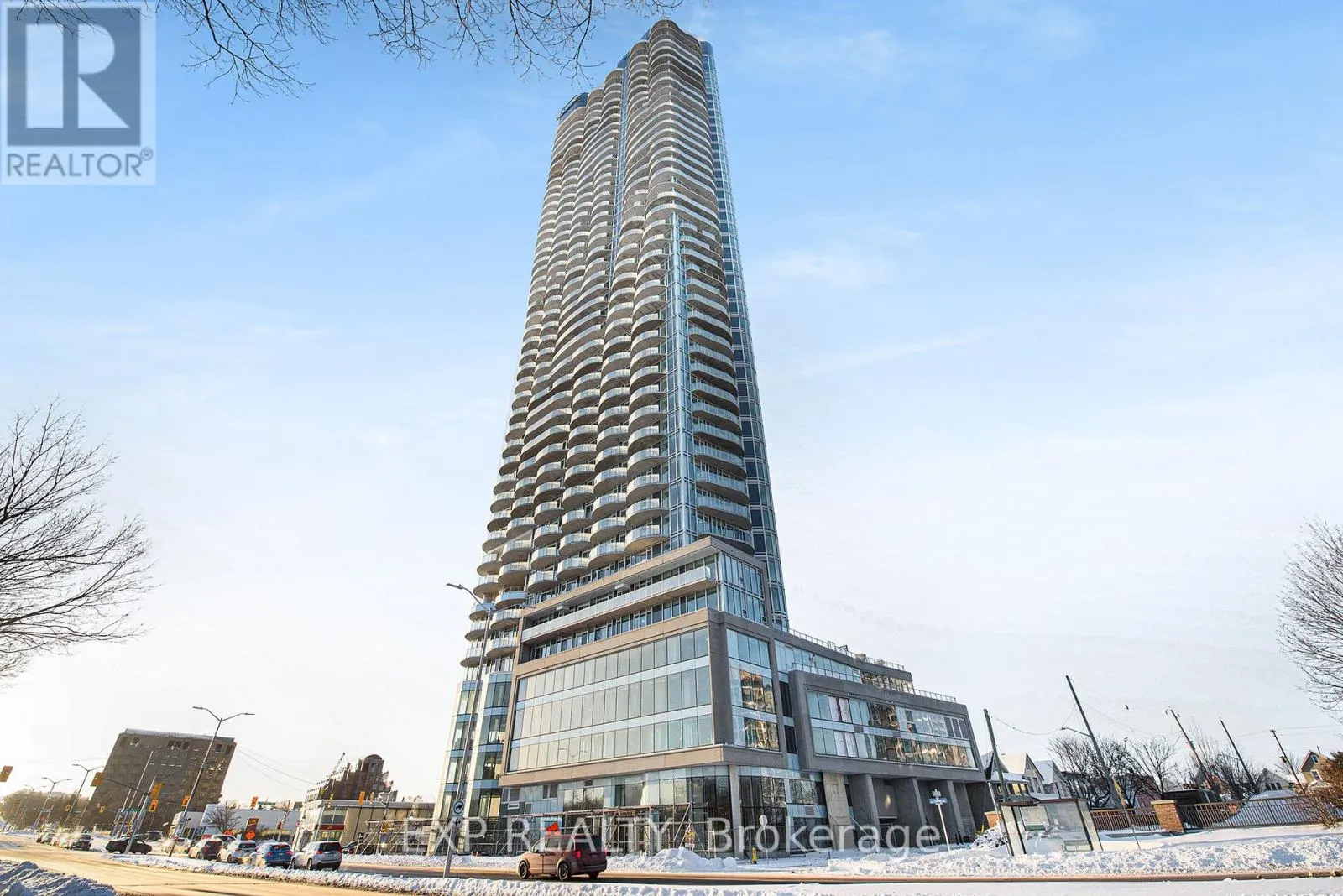 1805 - 805 CARLING AVENUE