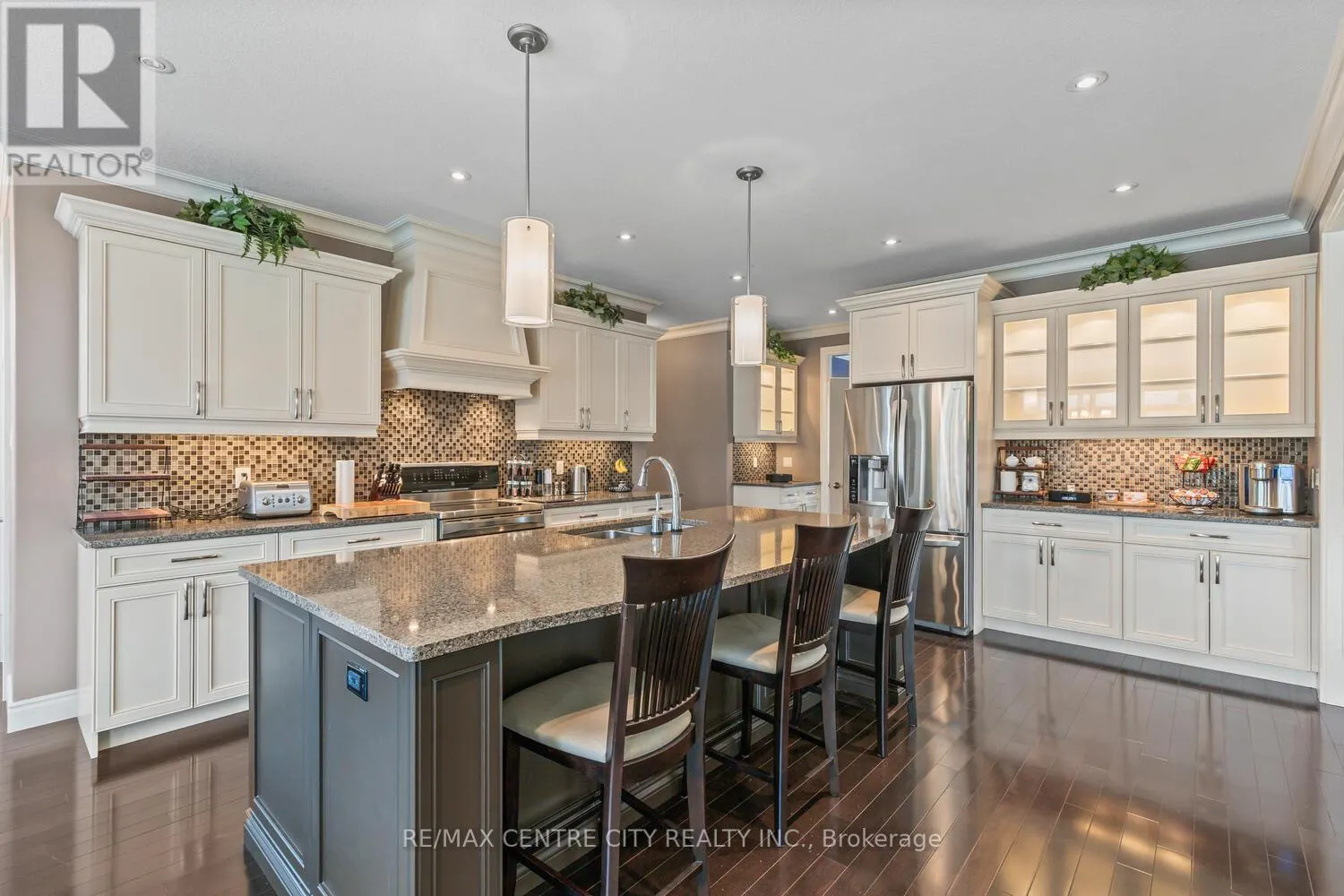 458 EAGLETRACE DRIVE