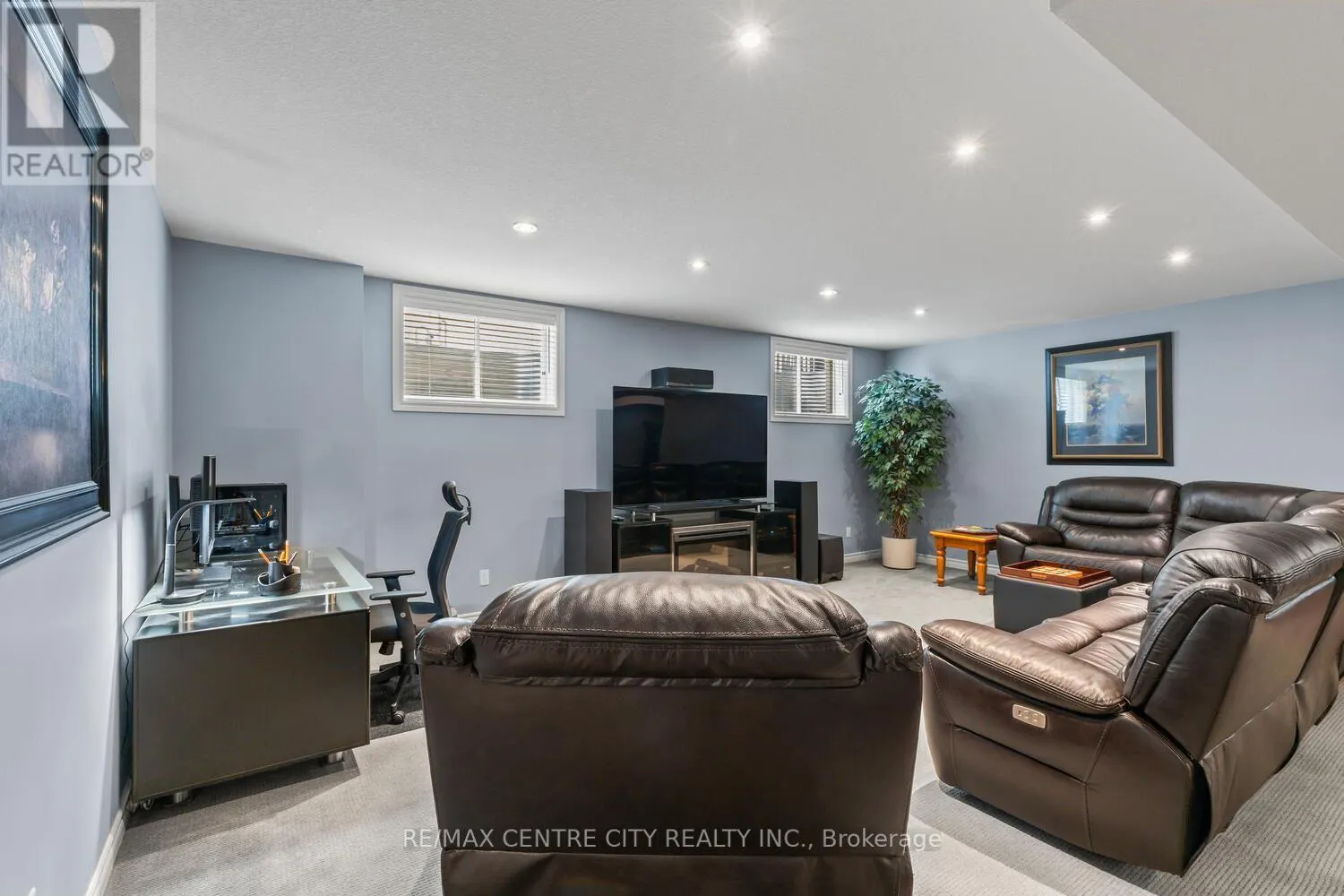 458 EAGLETRACE DRIVE