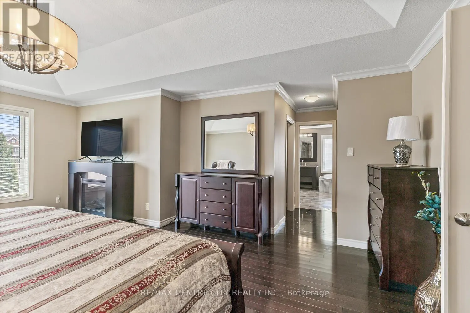 458 EAGLETRACE DRIVE
