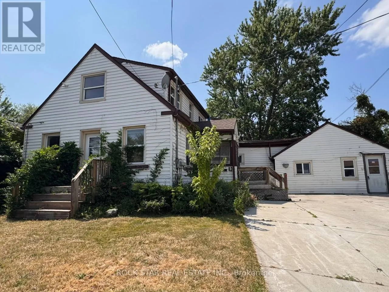 646 DEERE STREET