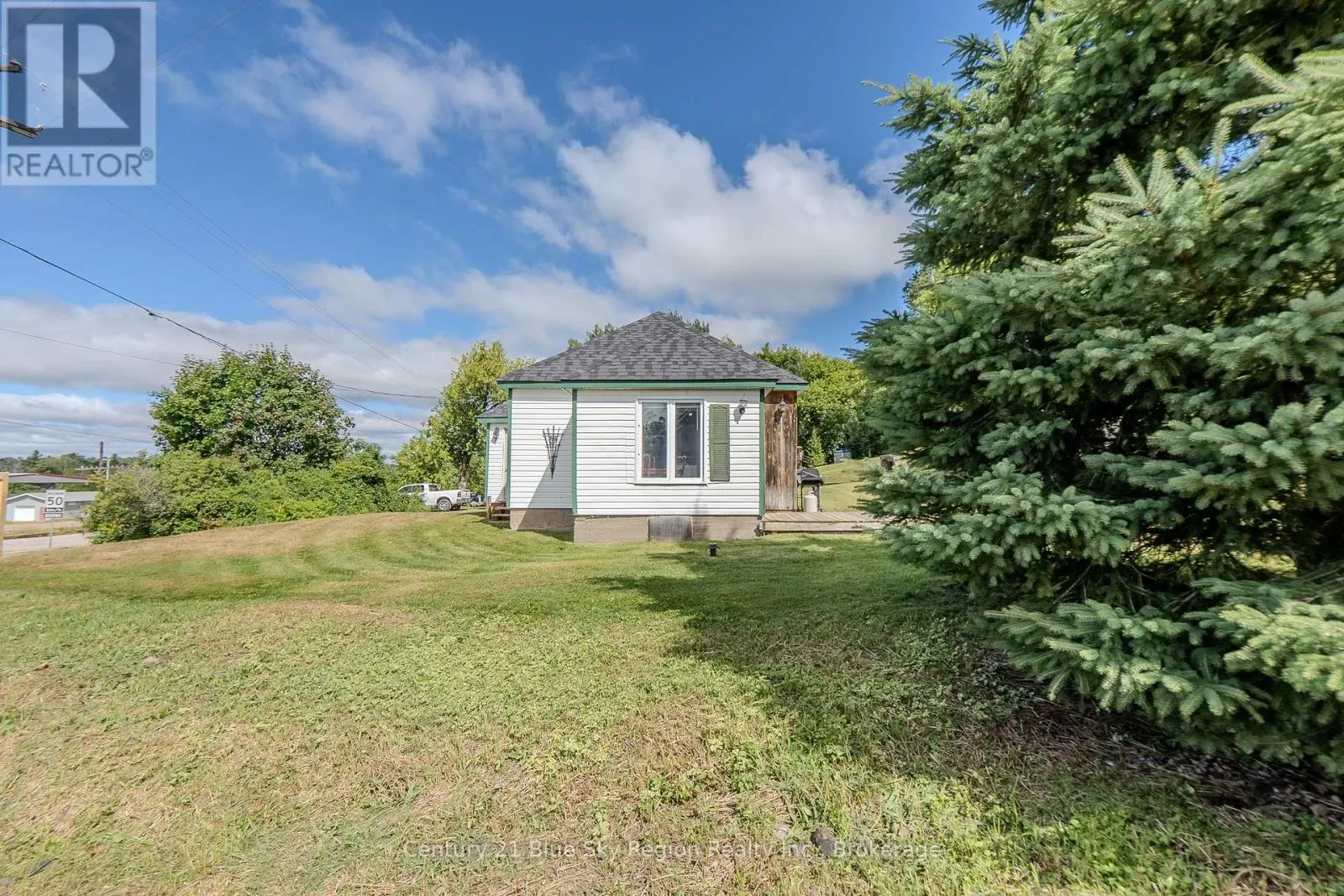 101 BOISVERT STREET