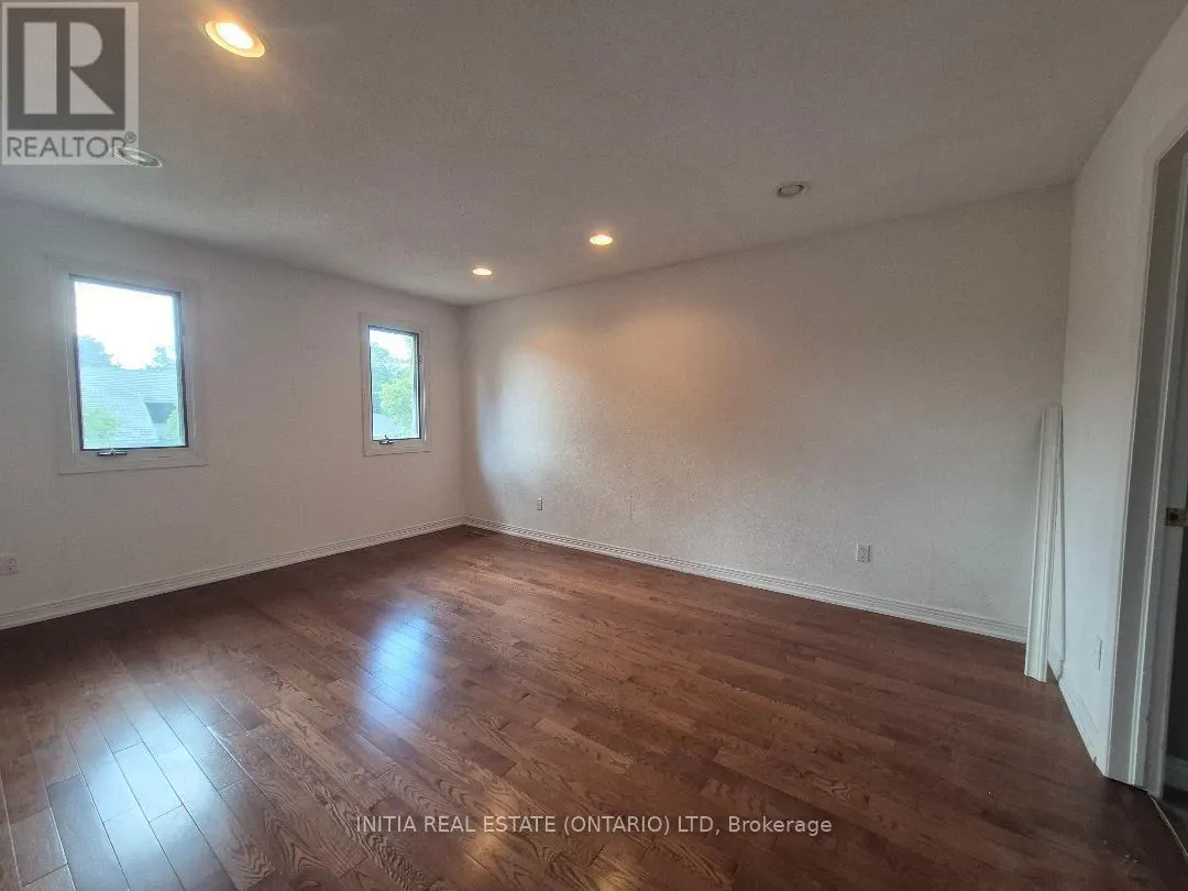95 WENDY CRESCENT