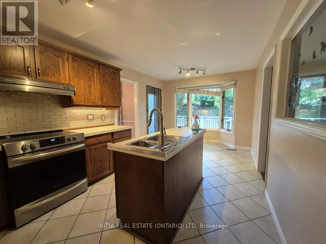 95 WENDY CRESCENT