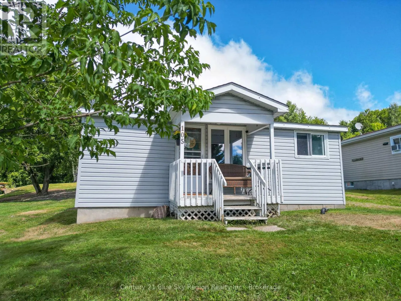 105 BOISVERT STREET