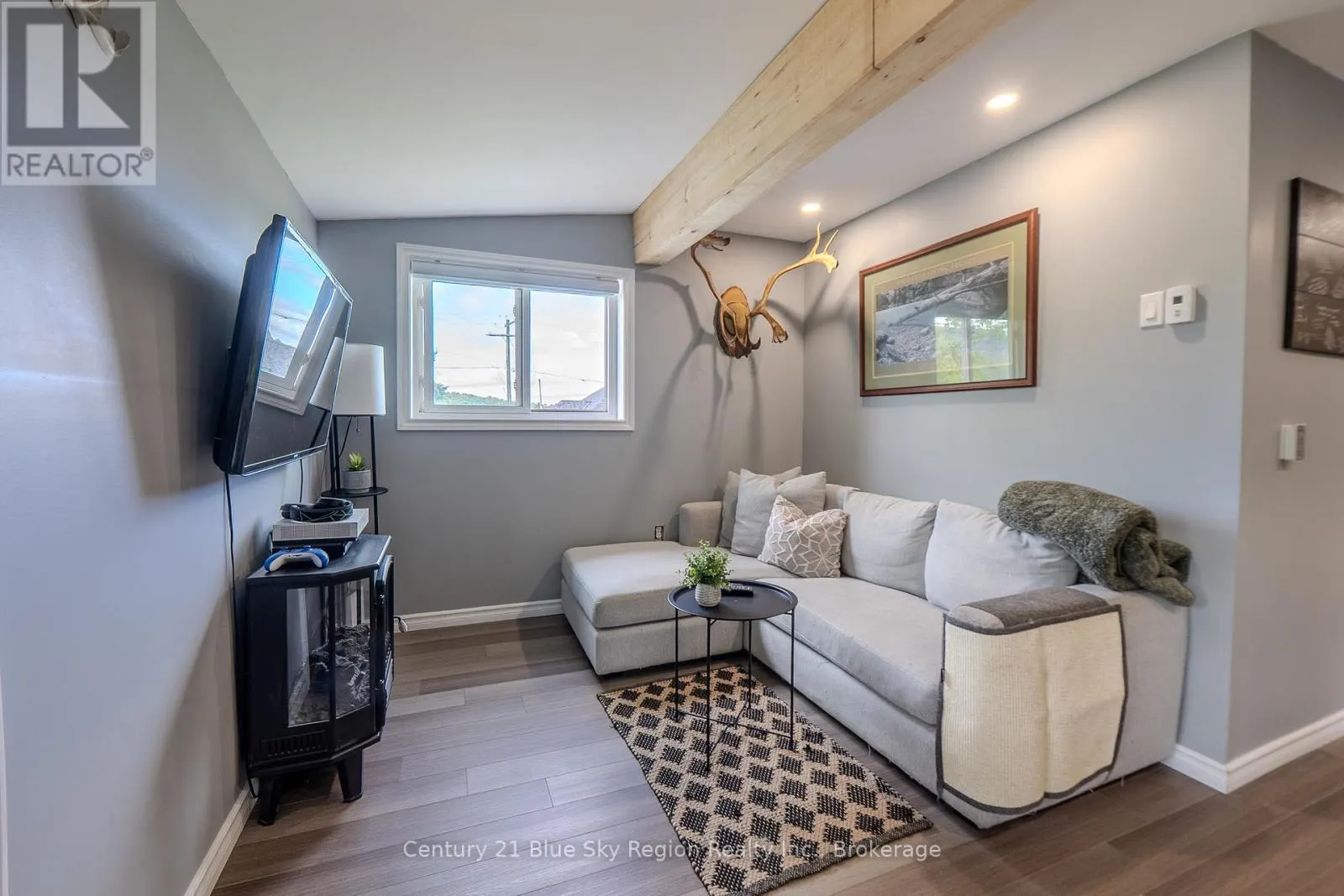105 BOISVERT STREET