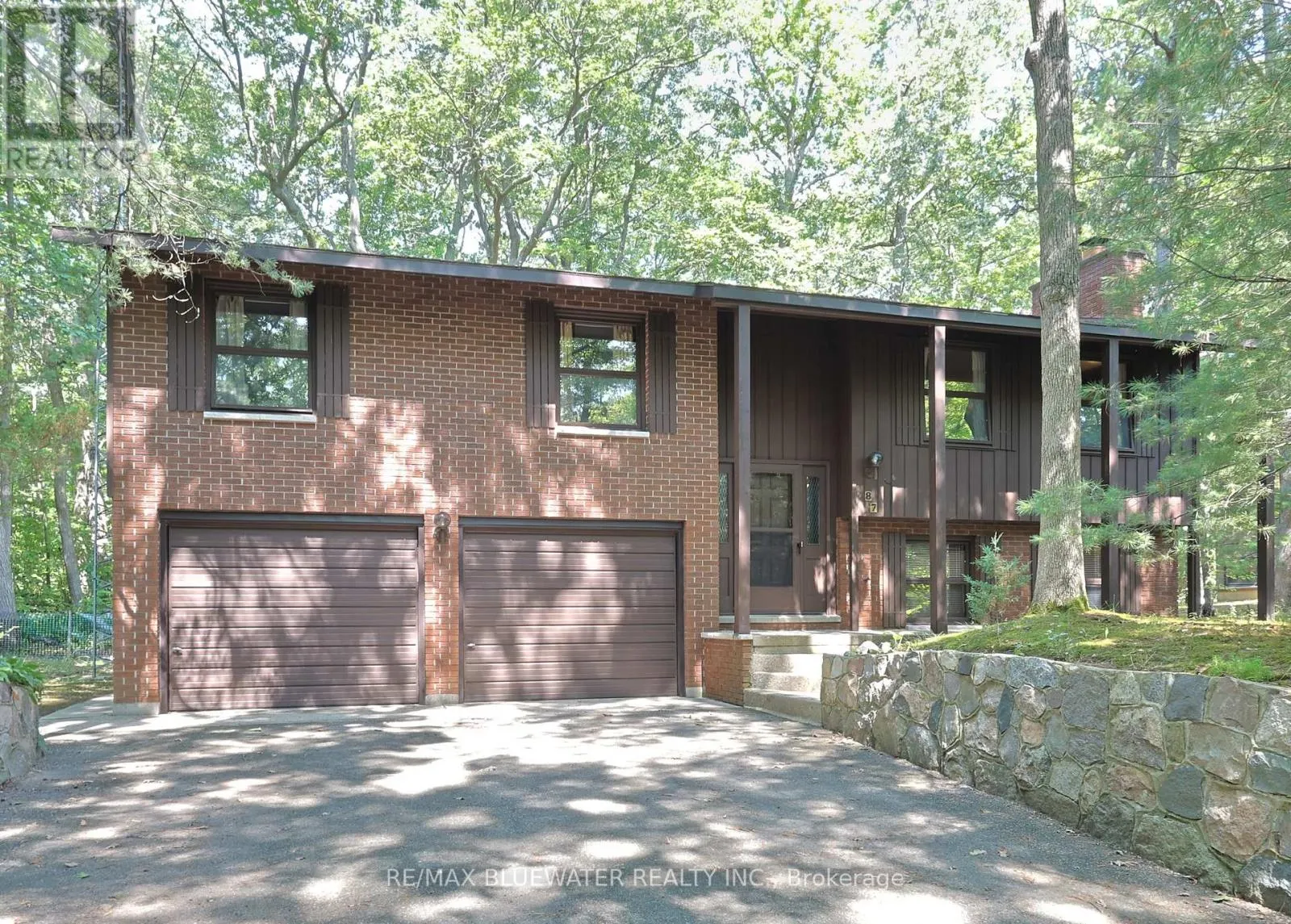 10346 PINES PARKWAY