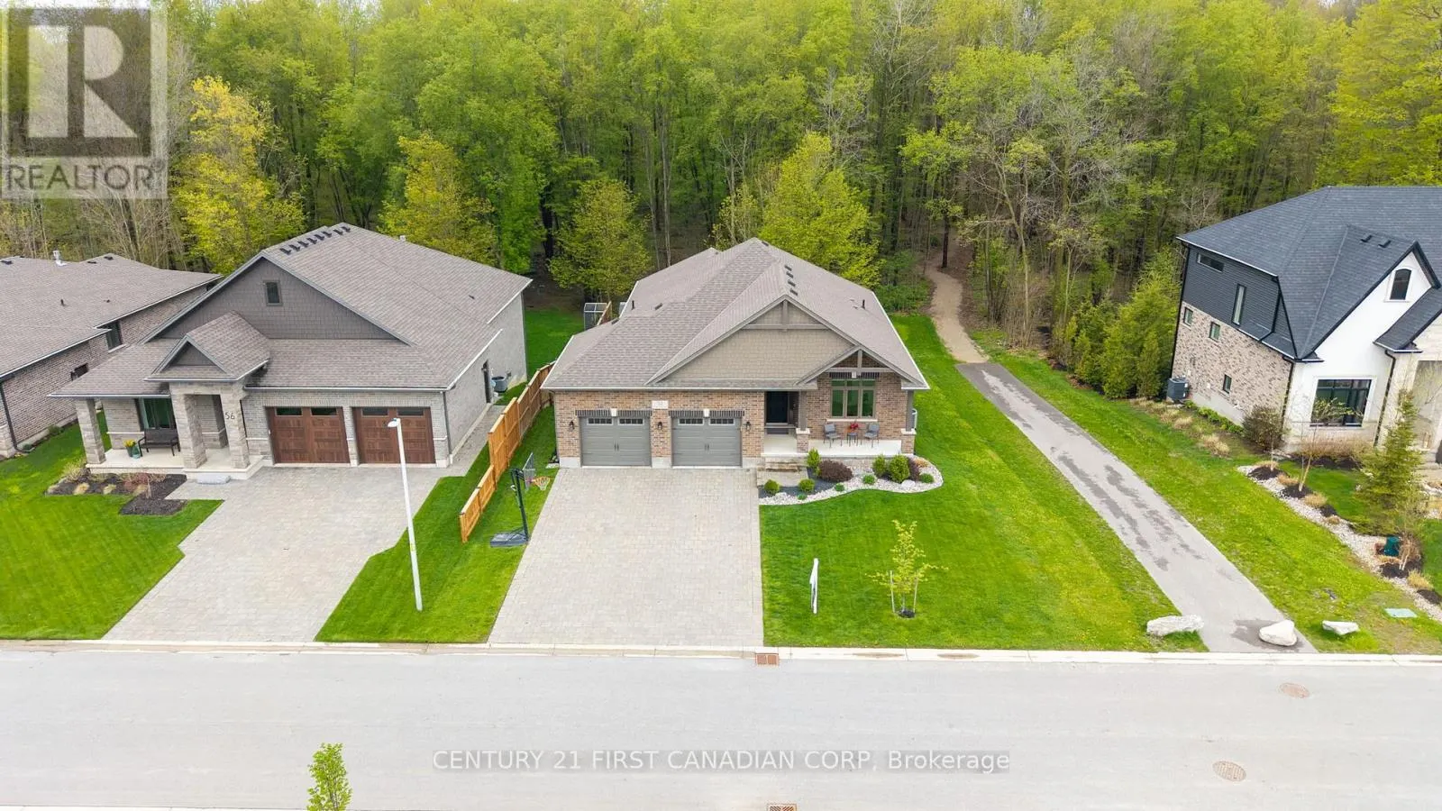 52 KEMP CRESCENT