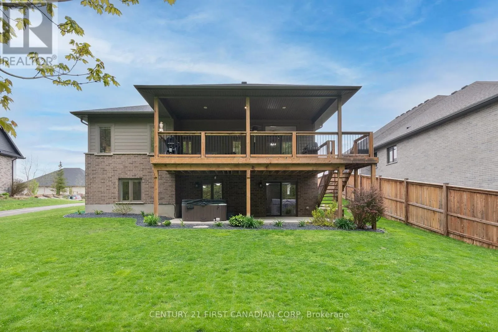 52 KEMP CRESCENT