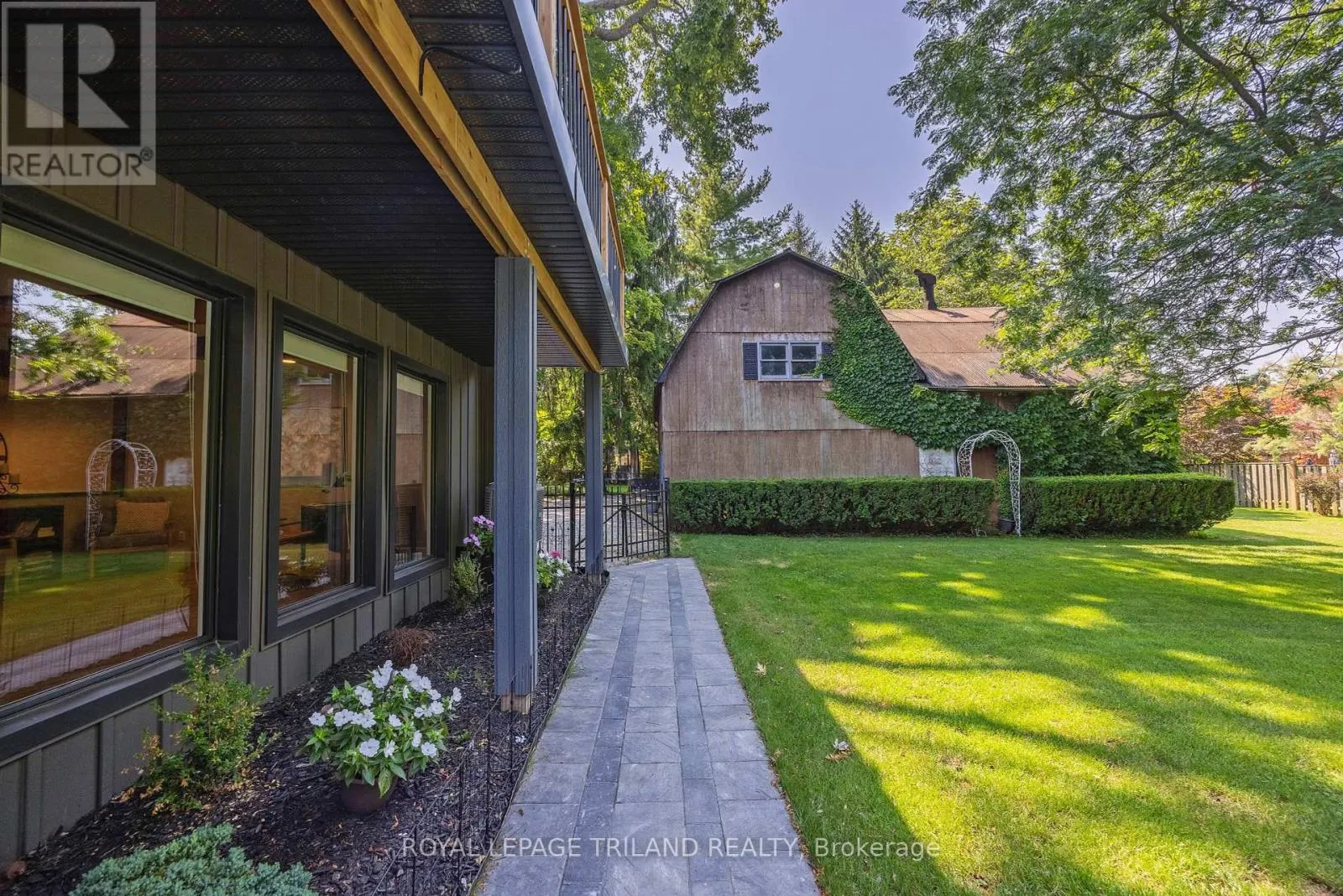 58 CRESCENT AVENUE