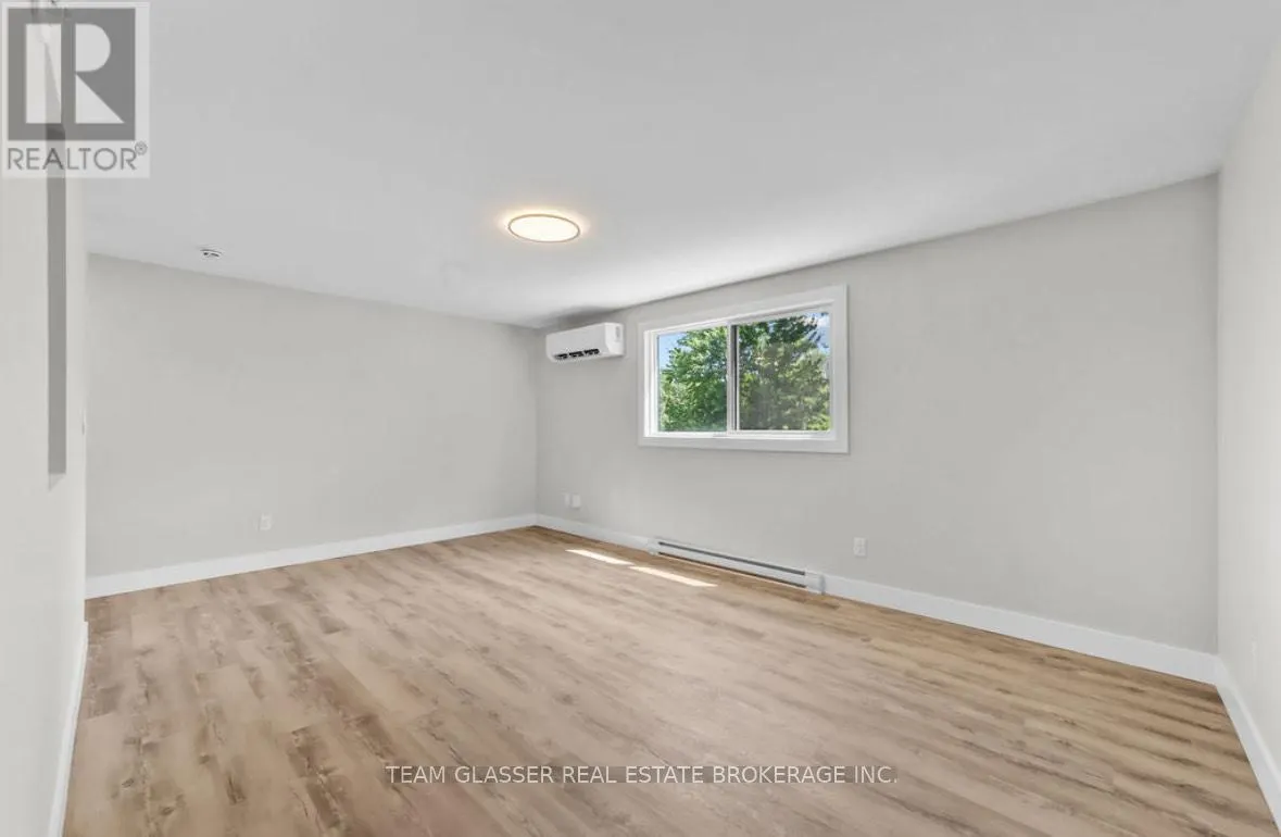 UNIT 6 - 400 SCENIC DRIVE, #Unit 6