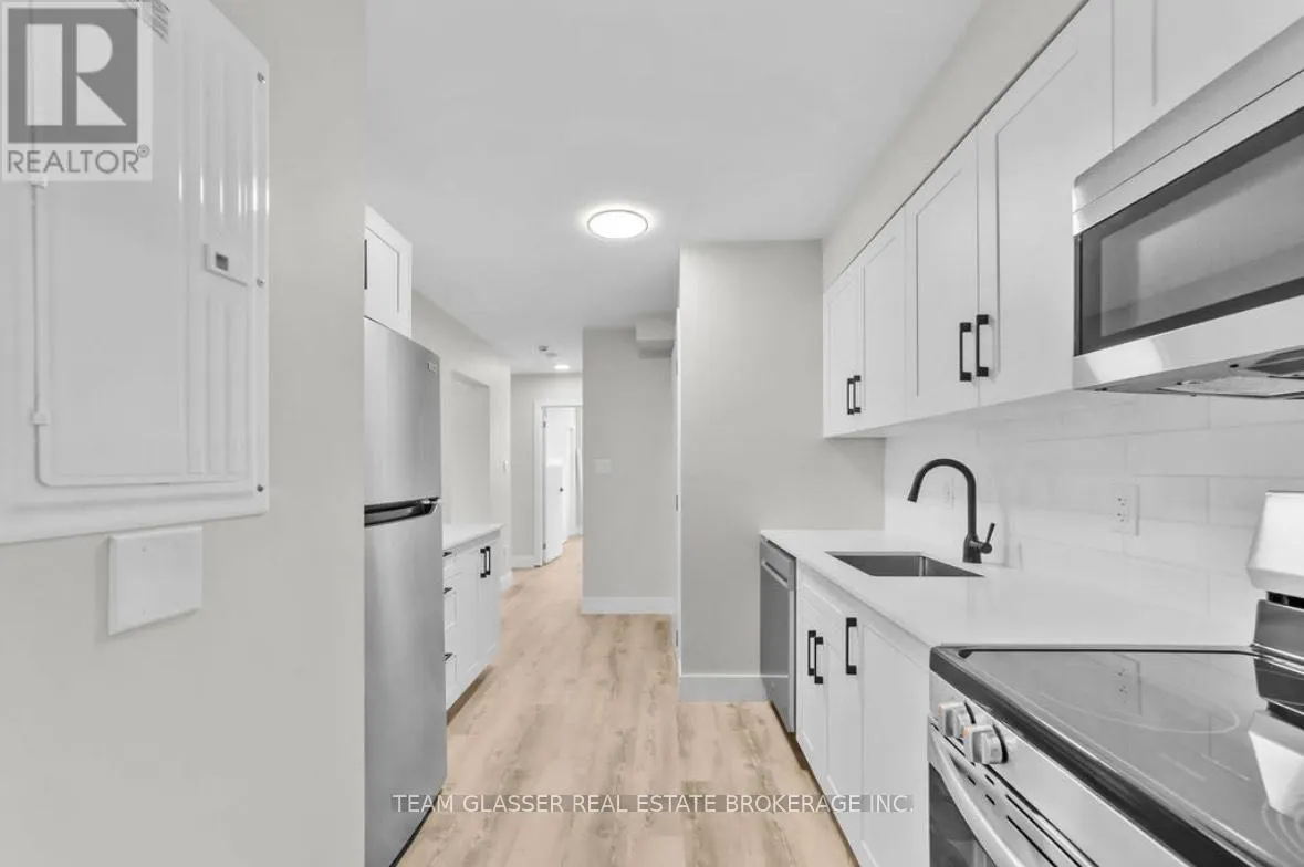 UNIT 6 - 400 SCENIC DRIVE, #Unit 6
