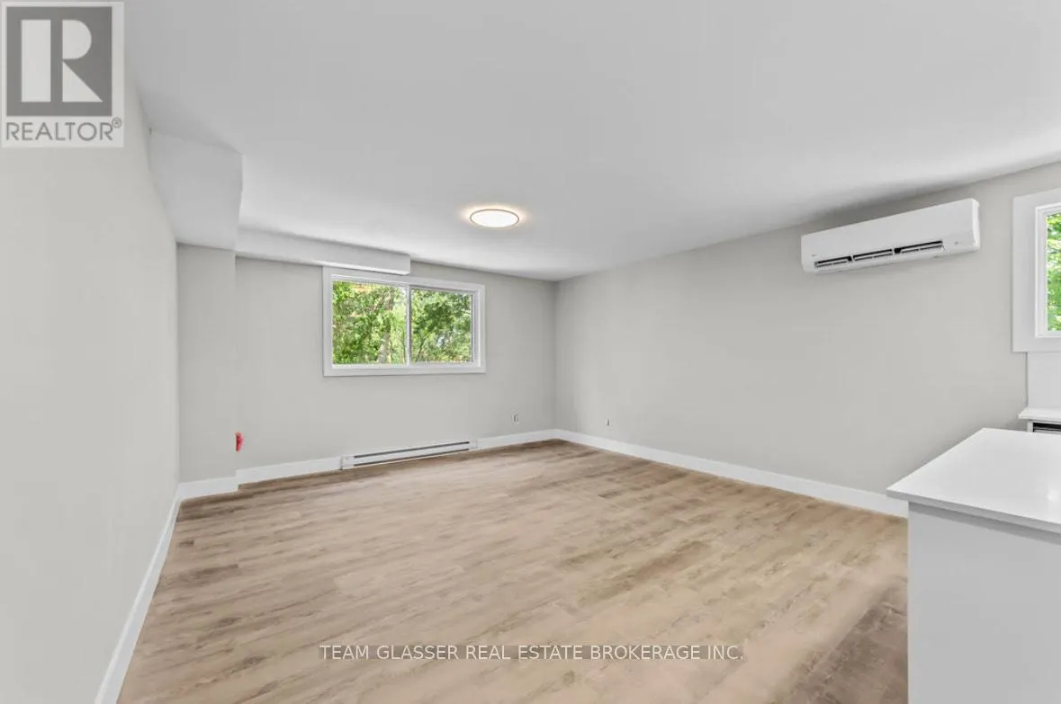 UNIT 6 - 400 SCENIC DRIVE, #Unit 6