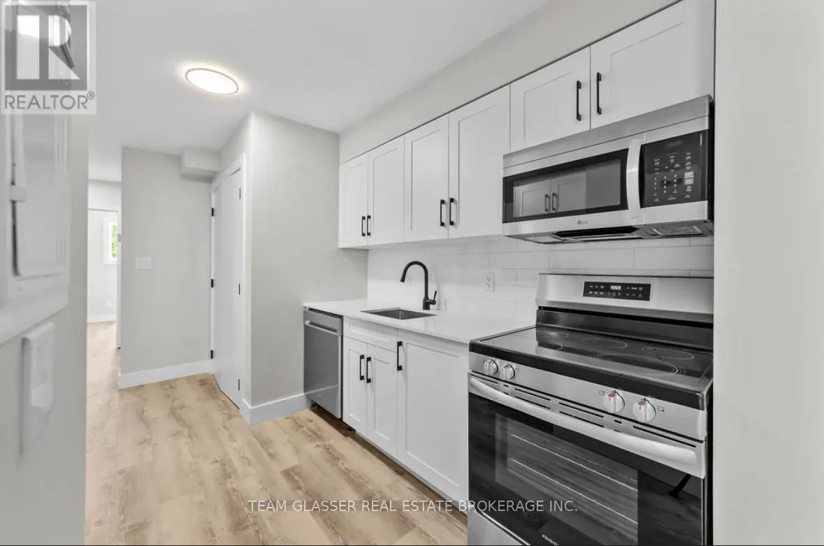 UNIT 6 - 400 SCENIC DRIVE, #Unit 6