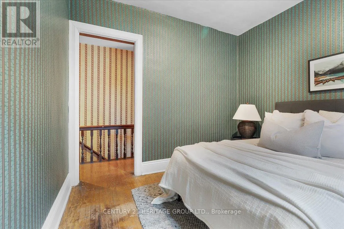 379 CUMBERLAND AVENUE