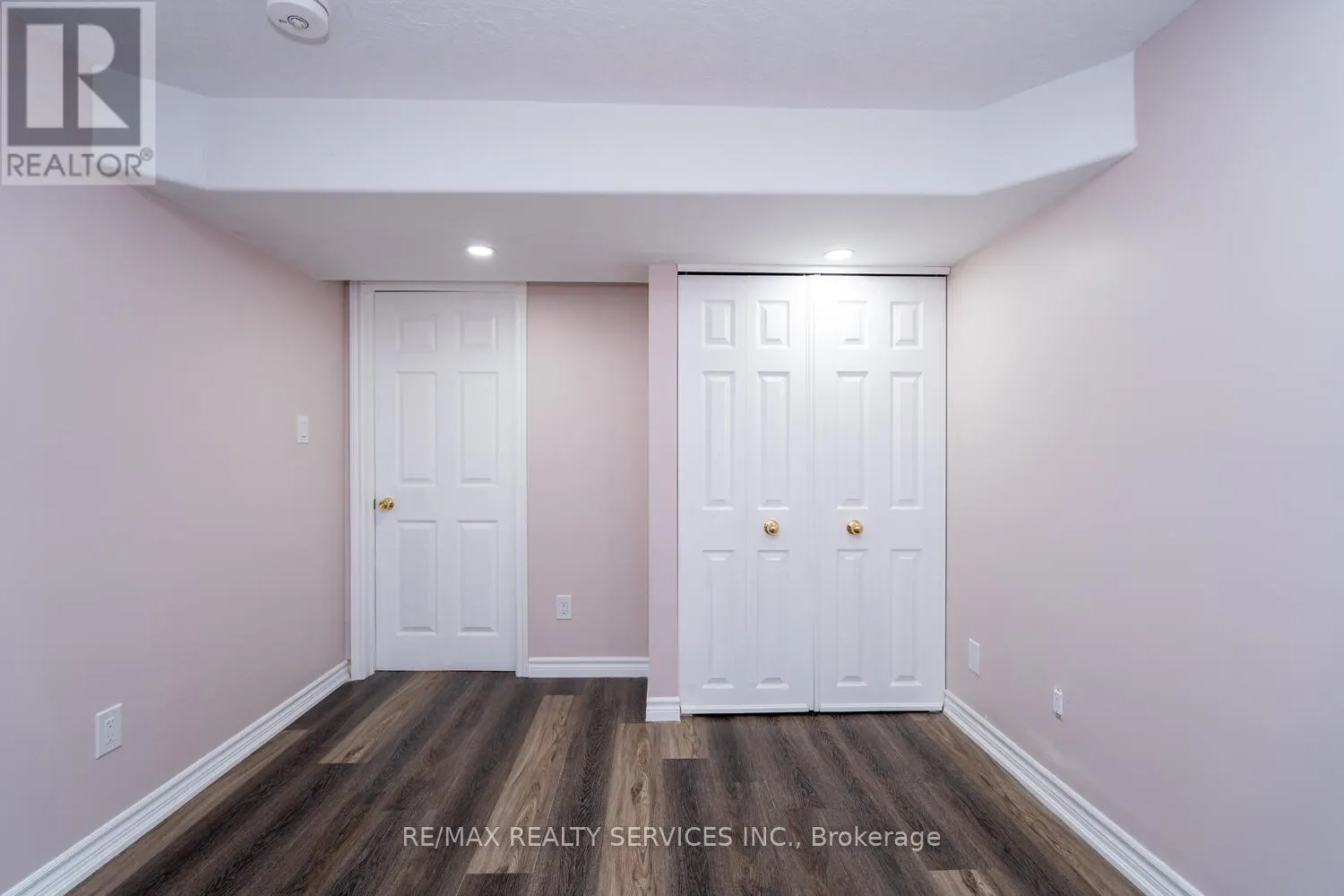 704 BLACK CHERRY STREET
