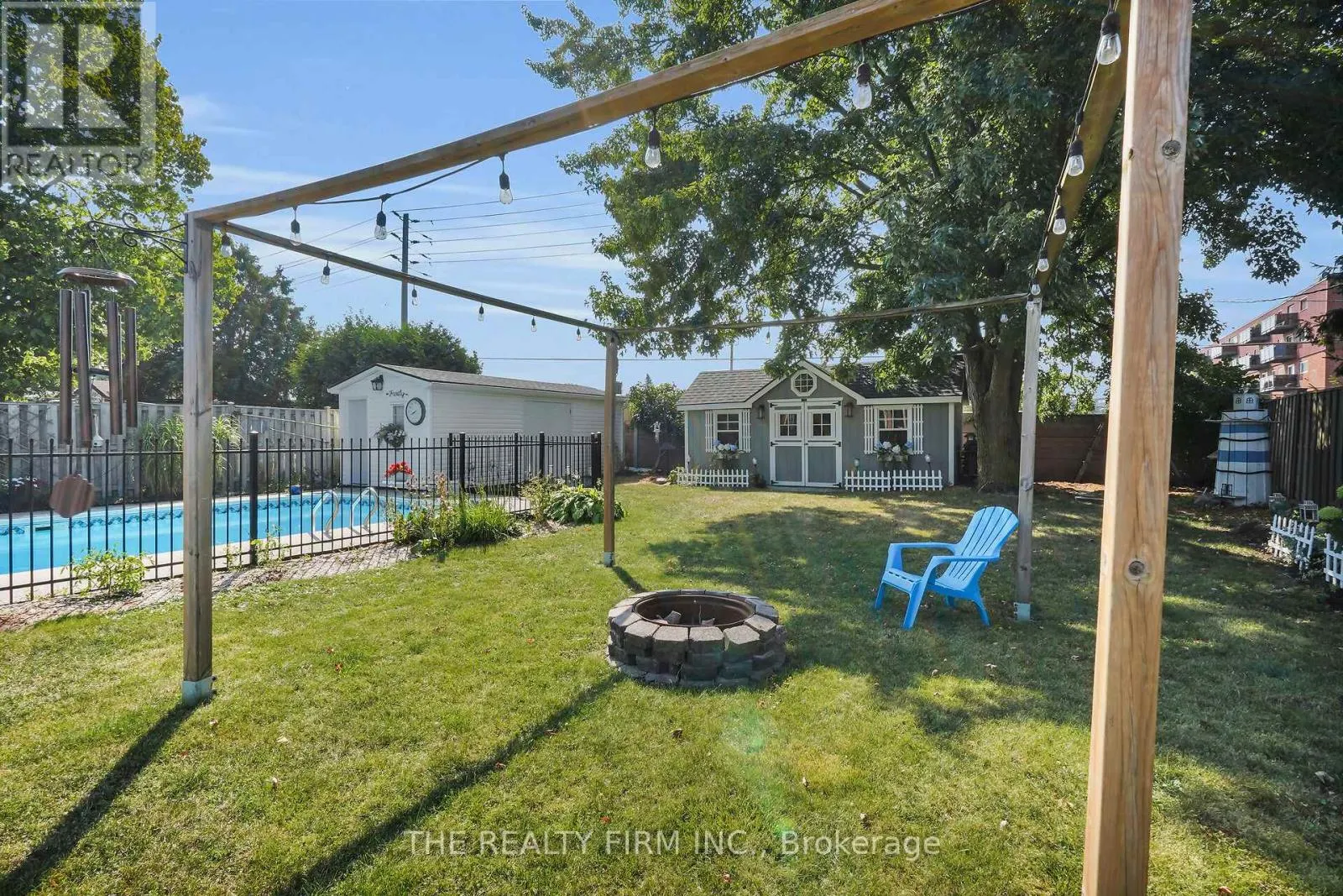 952 EAGLE CRESCENT
