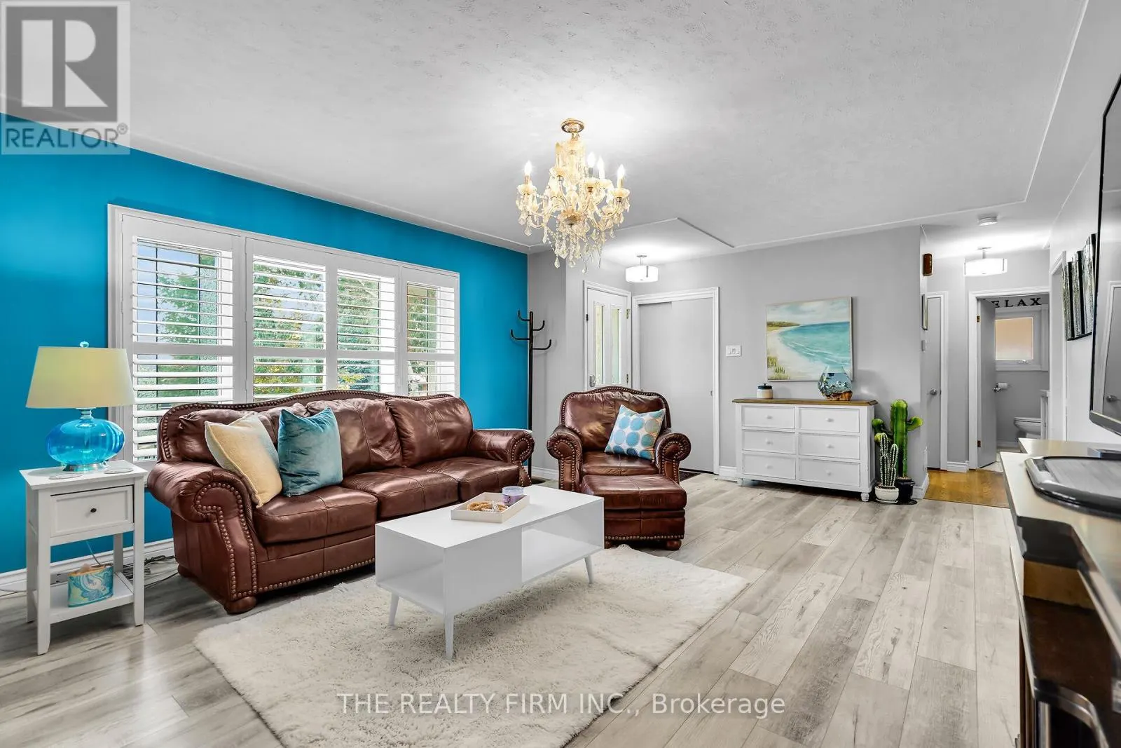 952 EAGLE CRESCENT