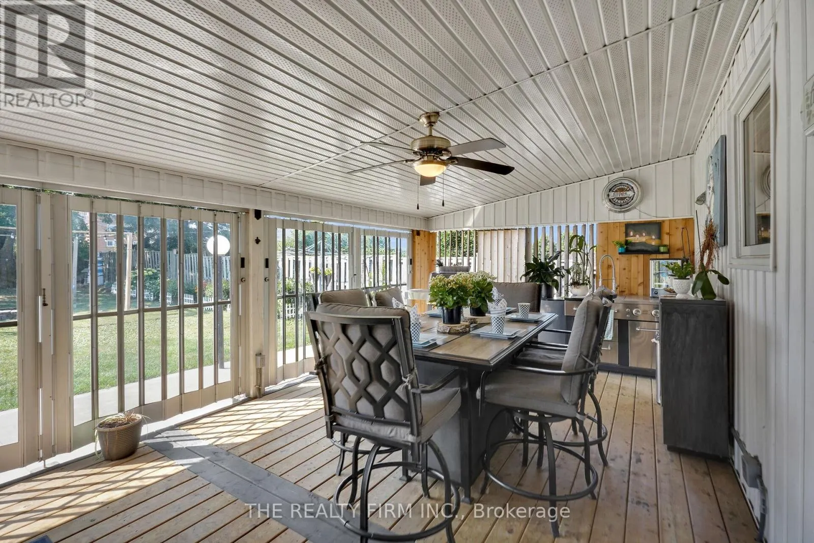952 EAGLE CRESCENT
