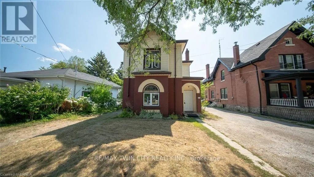 215 NELSON STREET