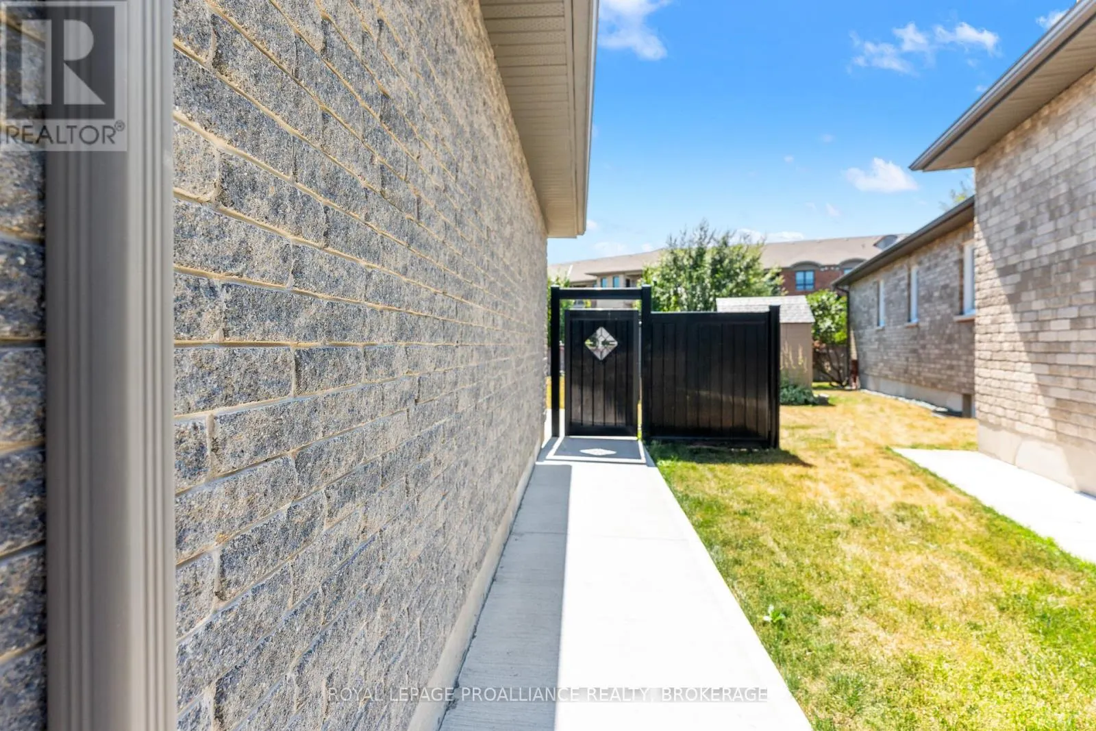 497 SYDNEY STREET