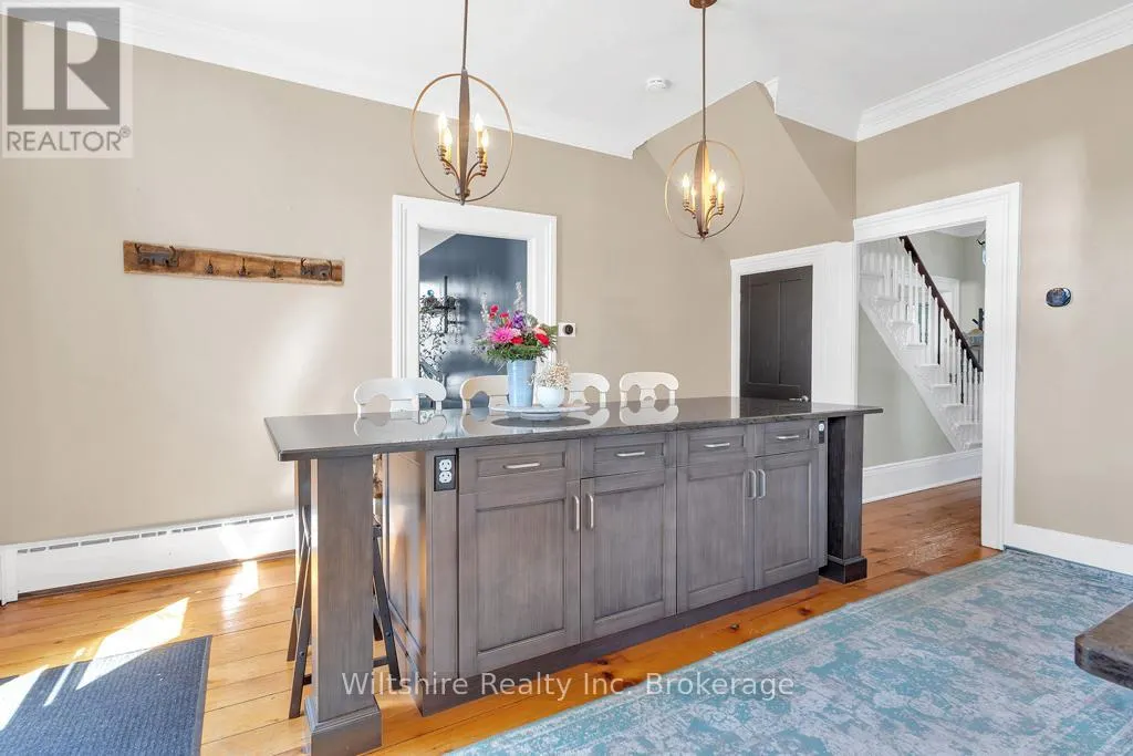 64 SOUTH STREET W
