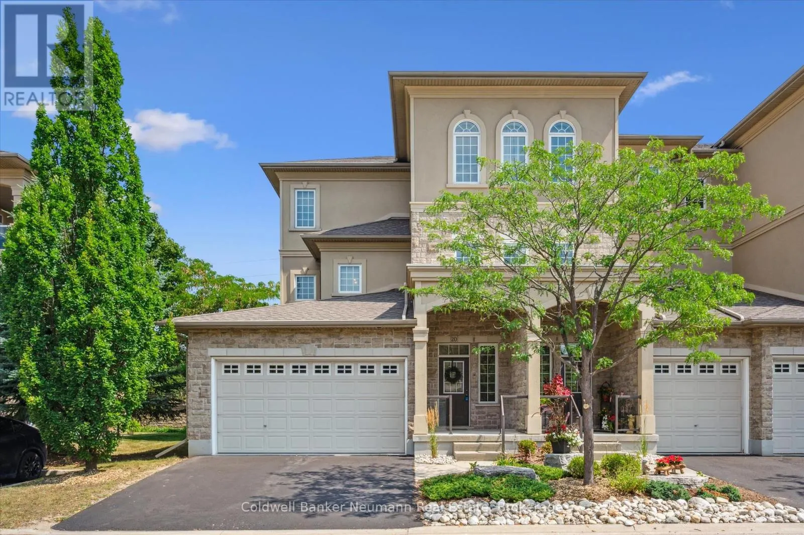 20 - 255 SUMMERFIELD DRIVE, #20