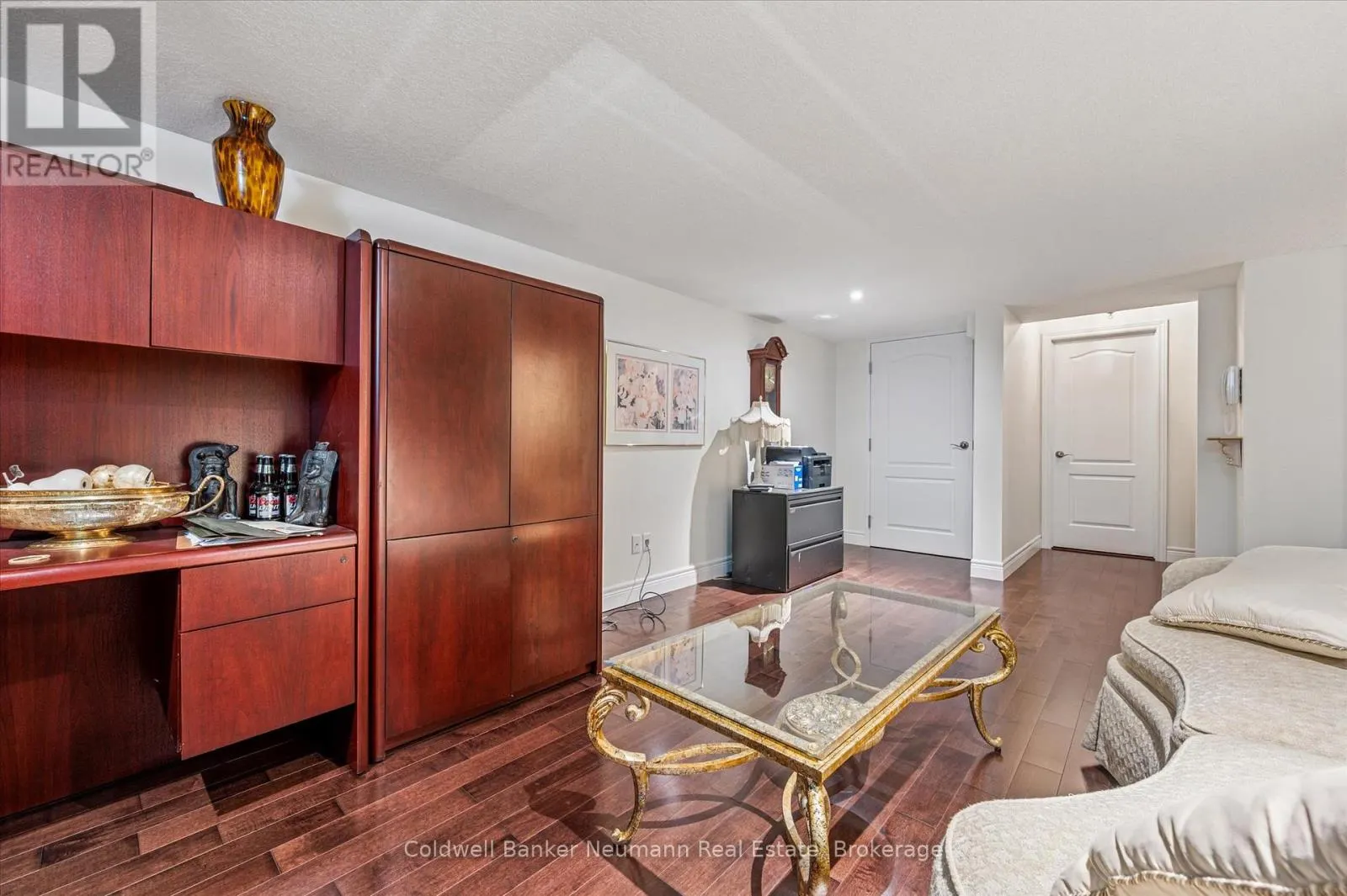 20 - 255 SUMMERFIELD DRIVE, #20