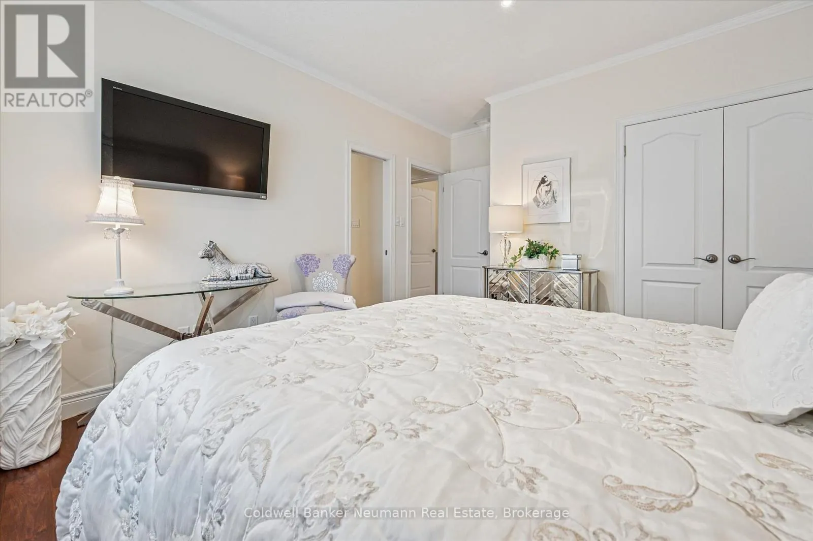 20 - 255 SUMMERFIELD DRIVE, #20