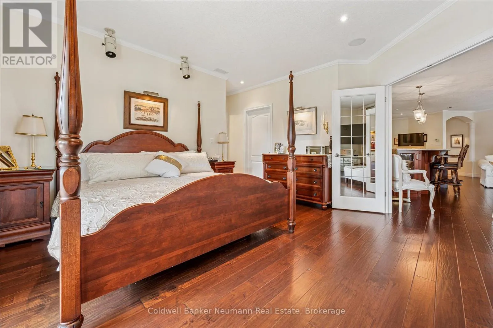20 - 255 SUMMERFIELD DRIVE, #20