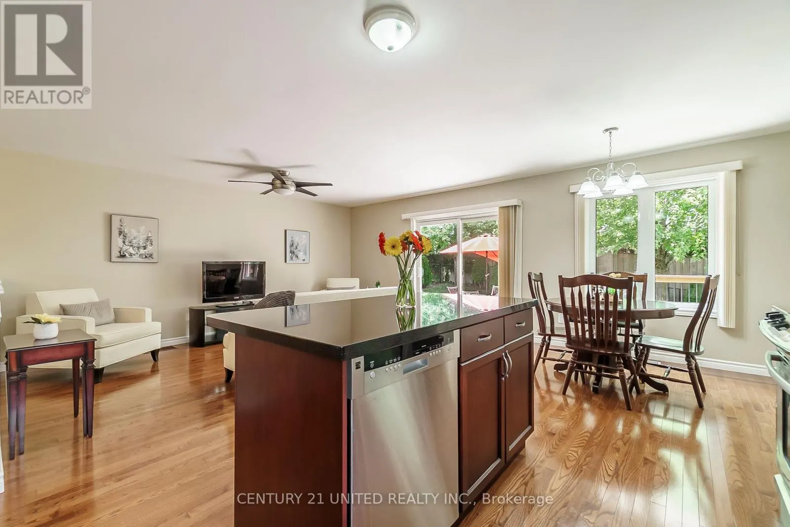 441 BIANCO CRESCENT