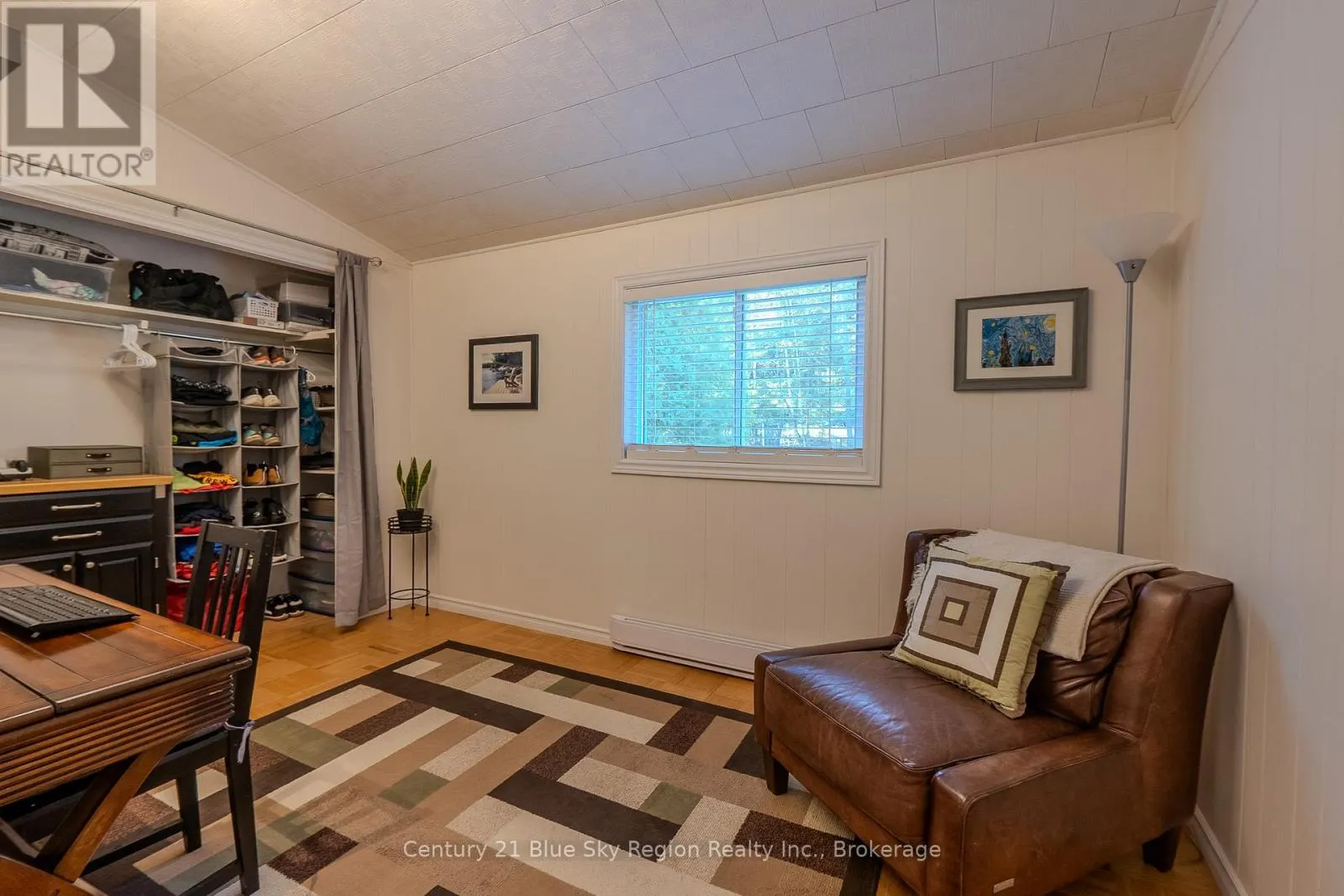 1370 PENINSULA ROAD