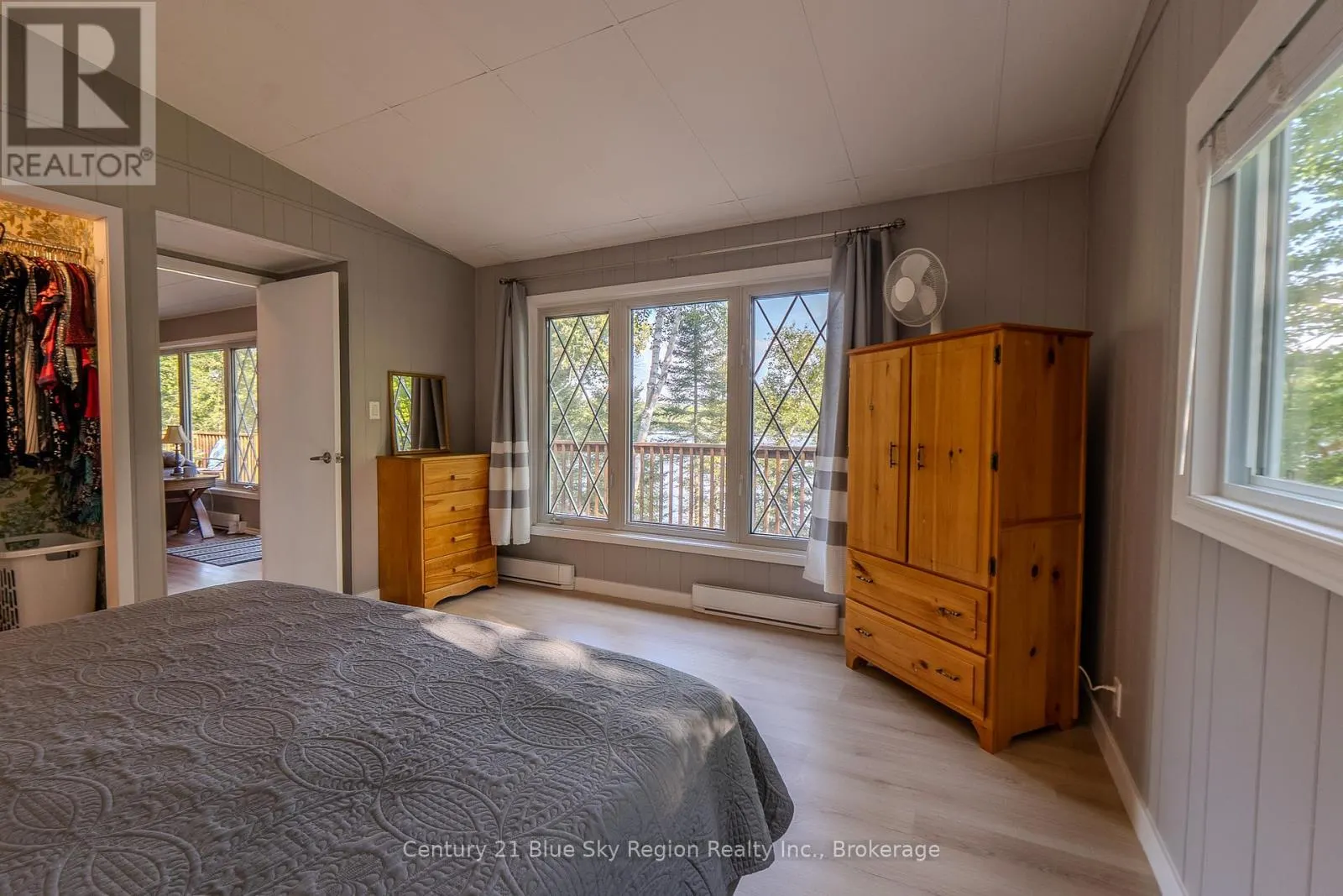 1370 PENINSULA ROAD