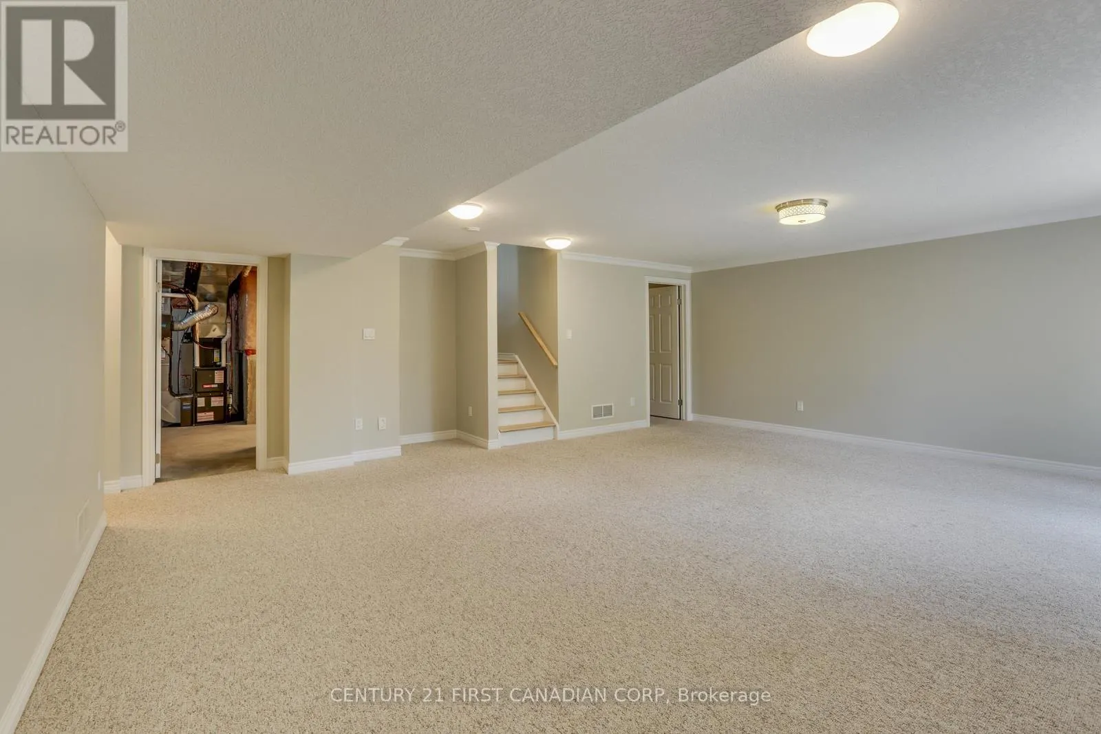 507 BLUE JAY DRIVE