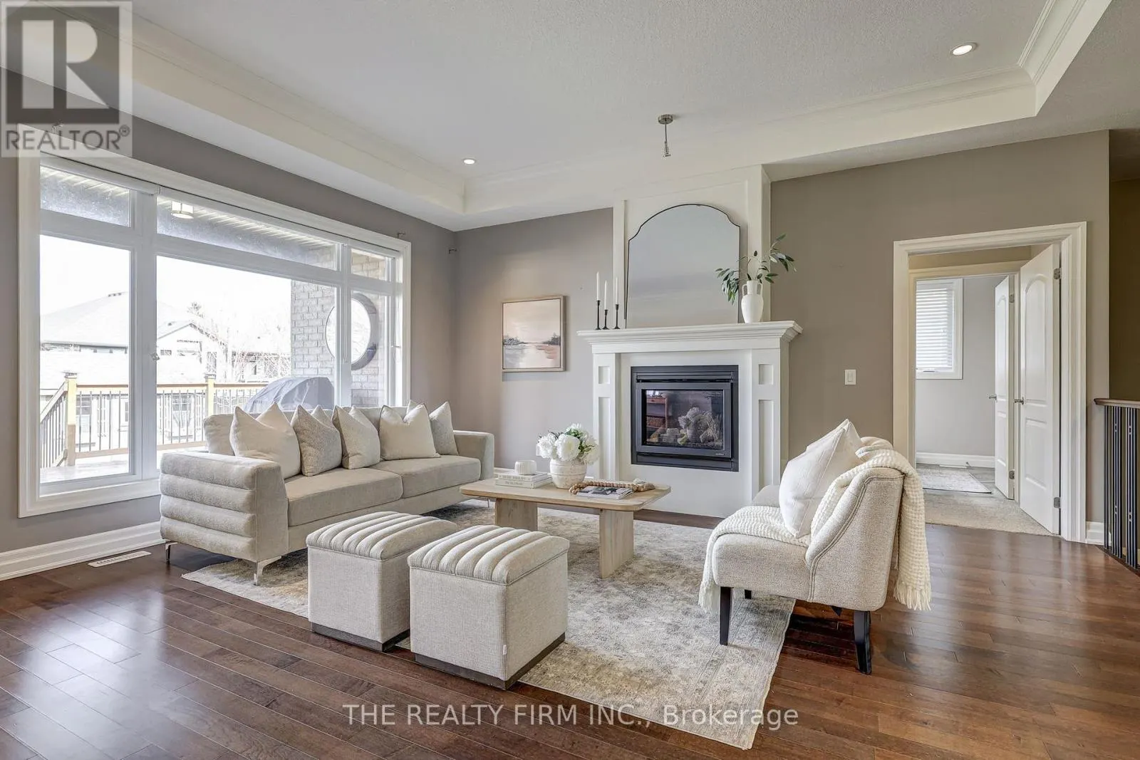 696 BENNETT CRESCENT