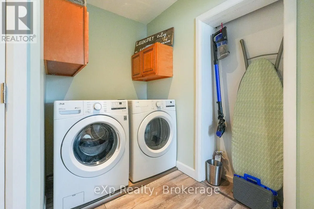 594 10TH A STREET W