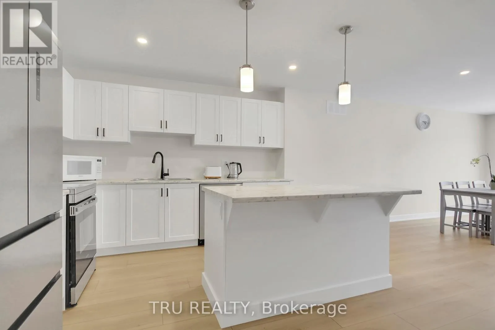 111 DOWDALL CIRCLE