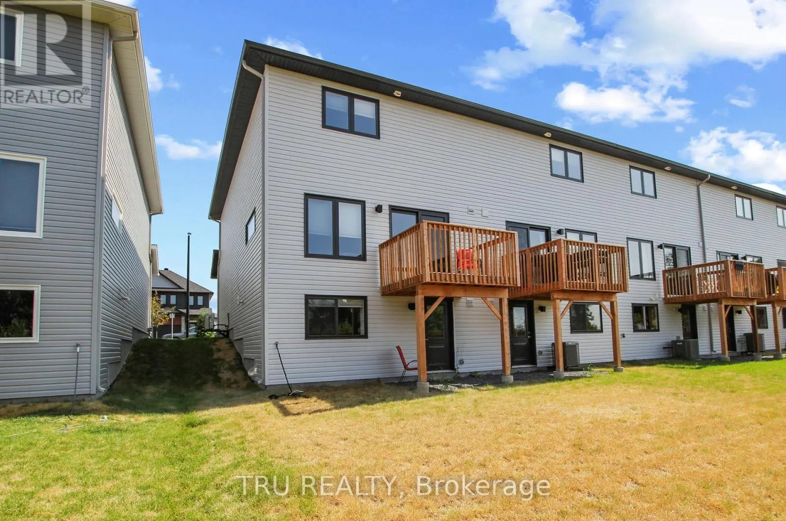 111 DOWDALL CIRCLE
