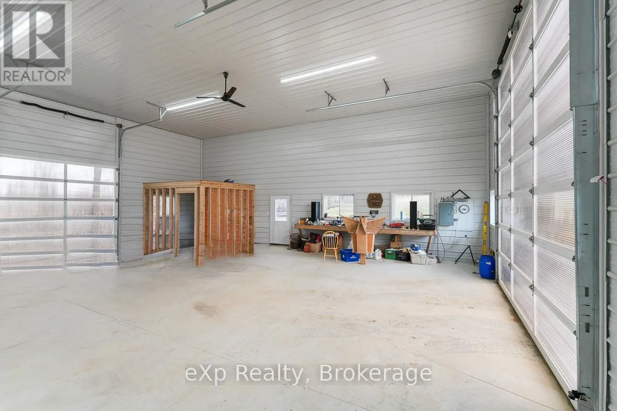 315225 HWY 6