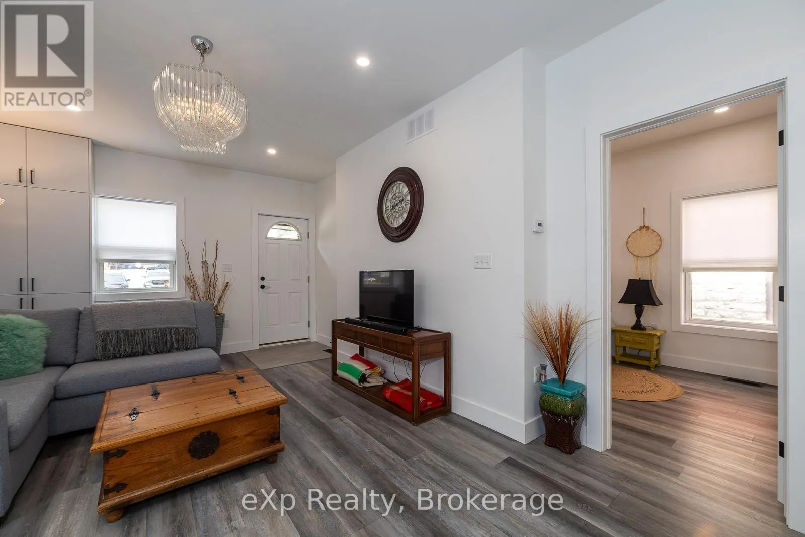 360 FRANK STREET