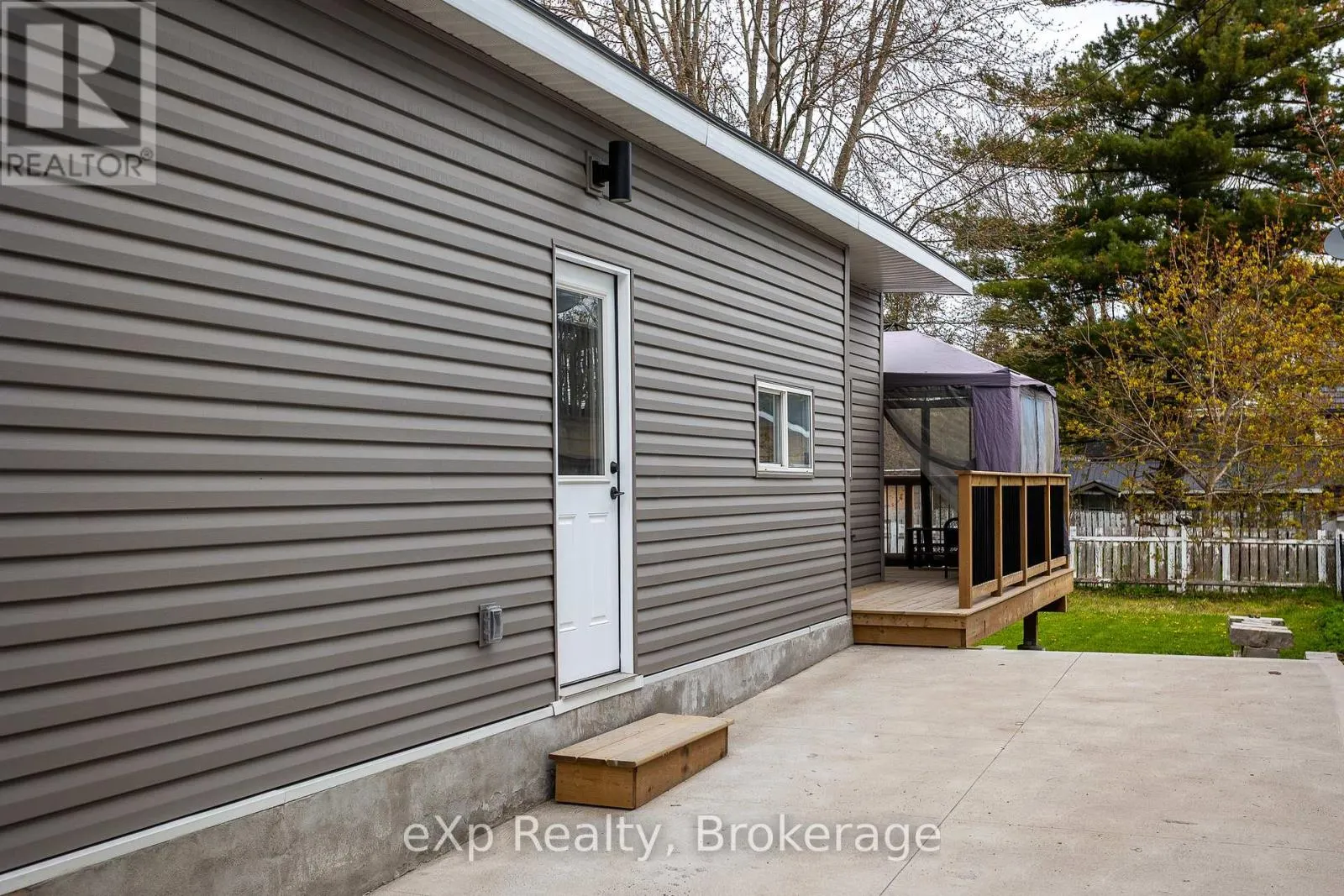 360 FRANK STREET