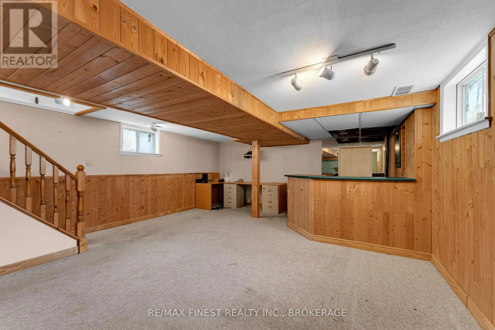 785 DAVIS DRIVE