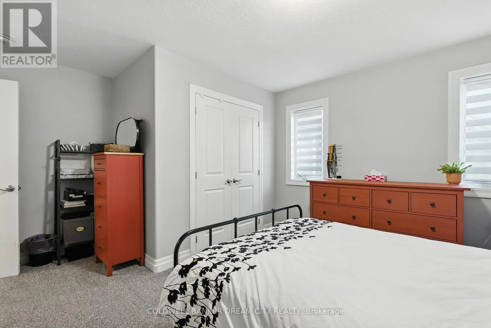 10 HONEY BEND