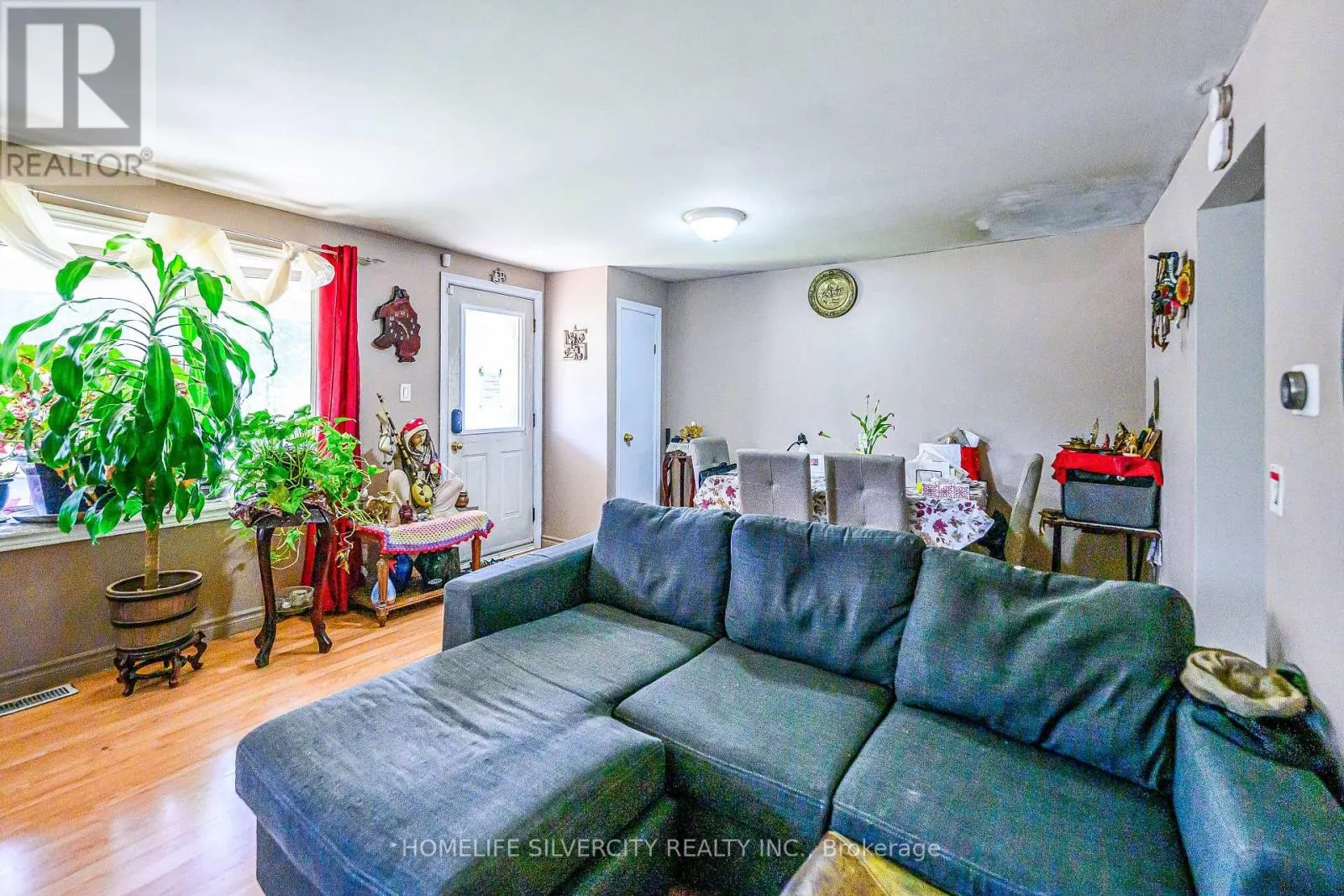 5537 MONTROSE ROAD