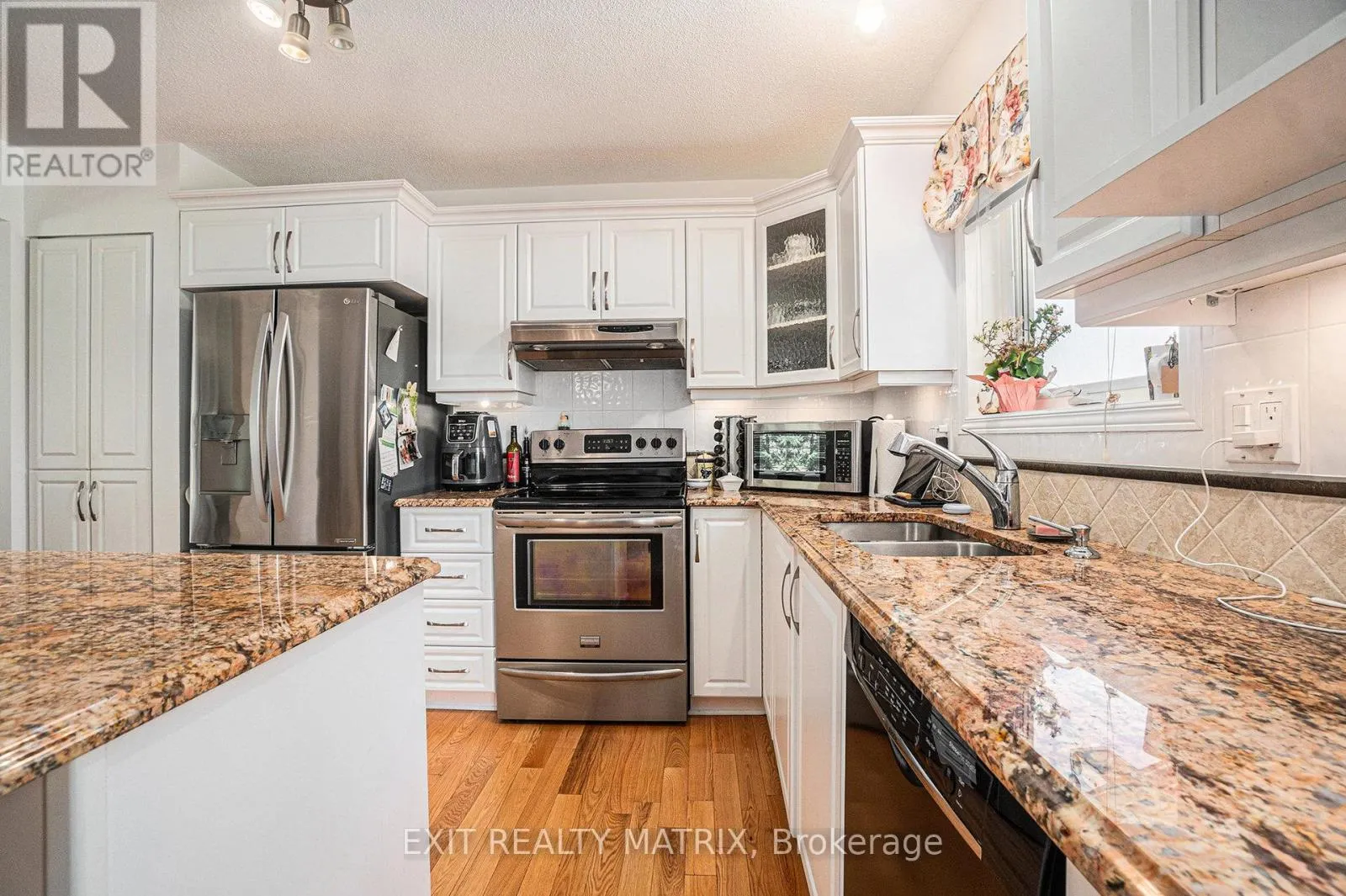 3136 LEMAY CIRCLE