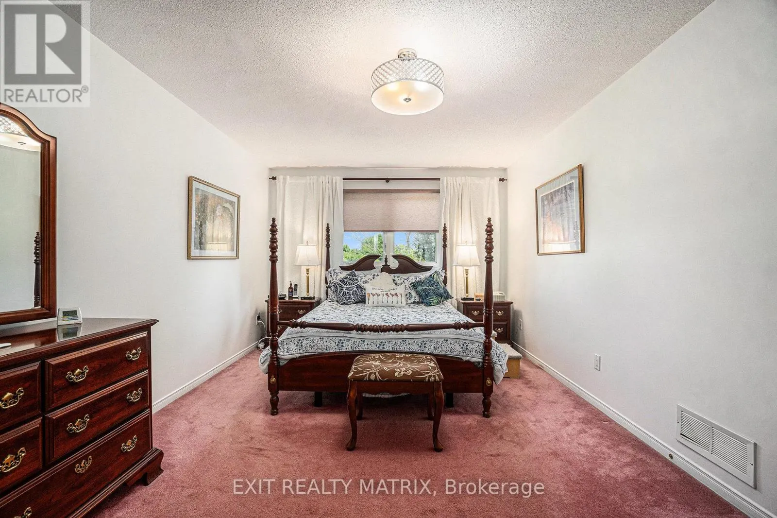 3136 LEMAY CIRCLE